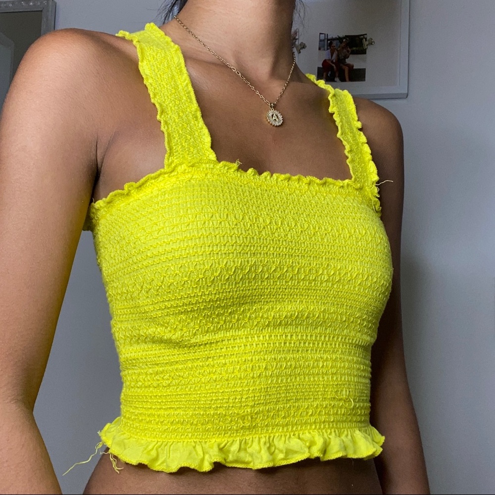 Flattering yellow tank top